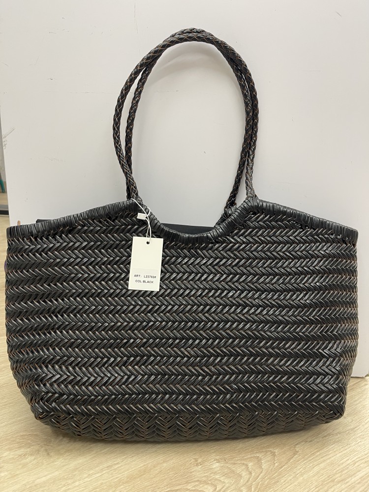 Bolso de piel trenzada grande