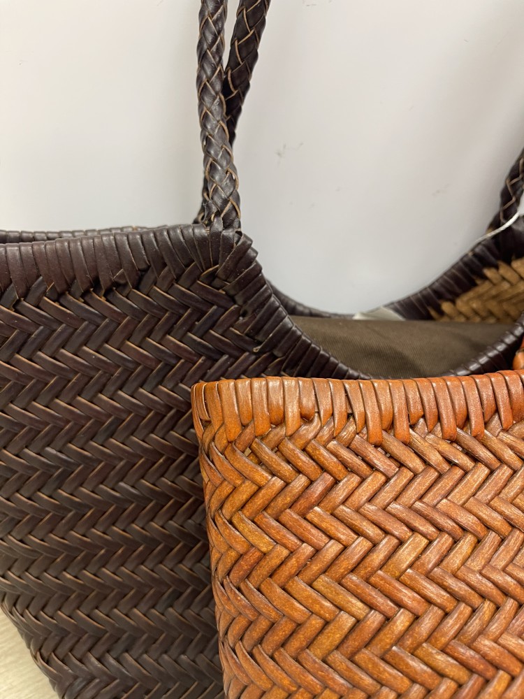 Bolso de piel trenzada pequeño