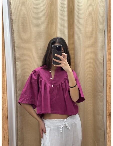 Camisa cuello mao y corte triangulo delantero