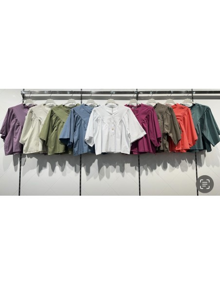 Camisa cuello mao y corte triangulo delantero