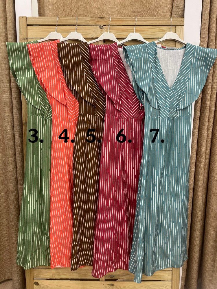 Vestido estampado con corte y doble volante en sisa