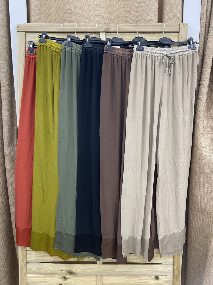 Blusa con bajo de satén