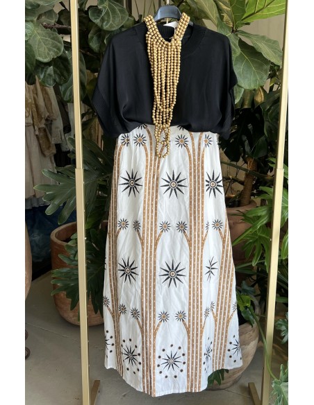 Falda midi detalles soles bordados