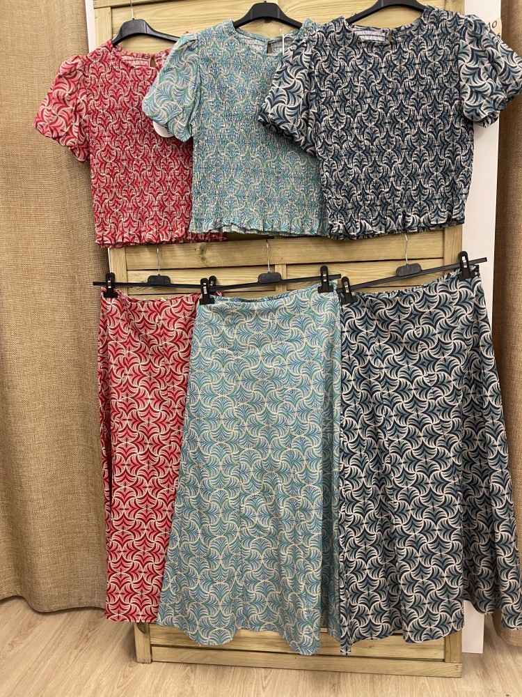 Falda midi estampado helechos