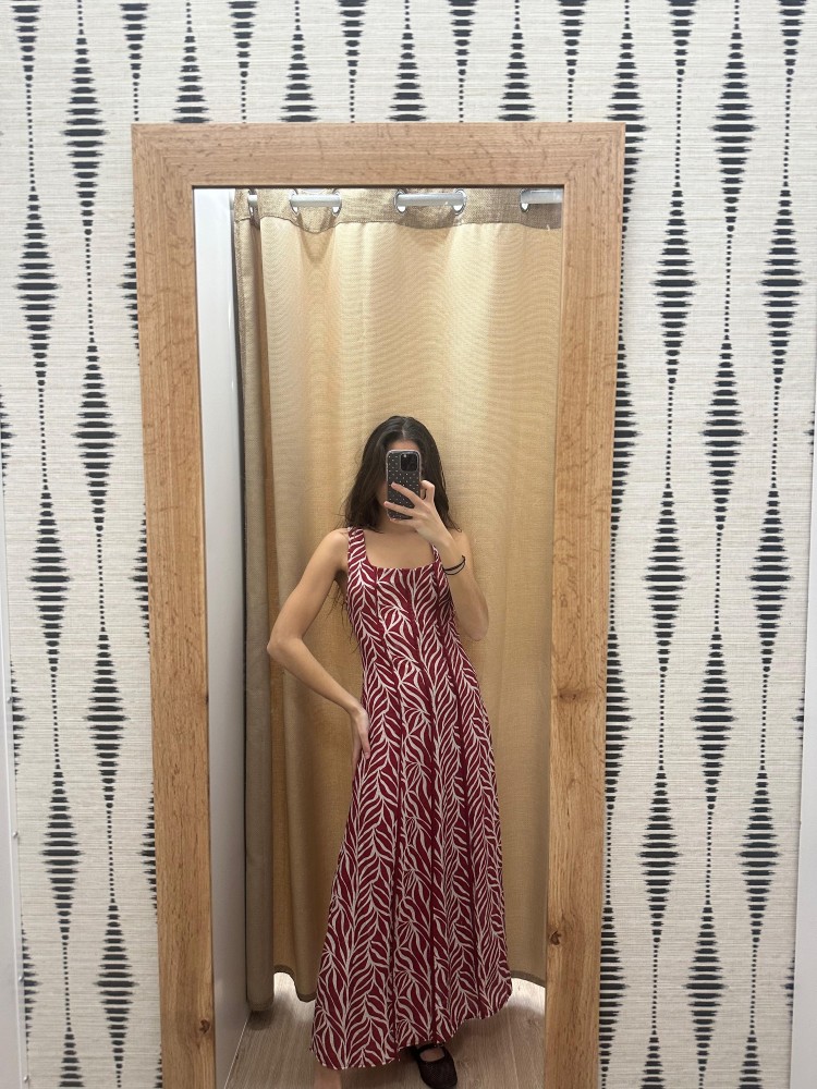 Vestido midi hojitas con costuras lisas verticales