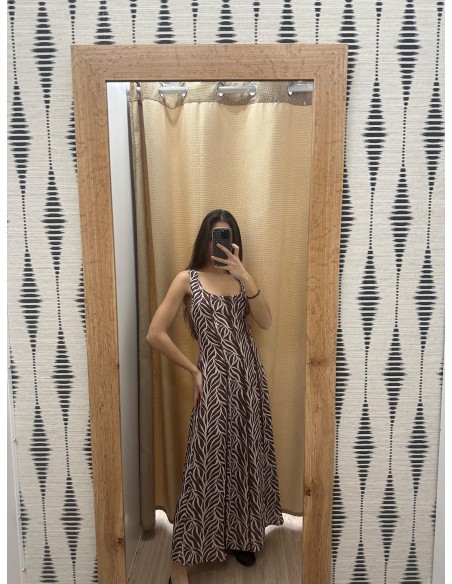 Vestido midi hojitas con costuras lisas verticales