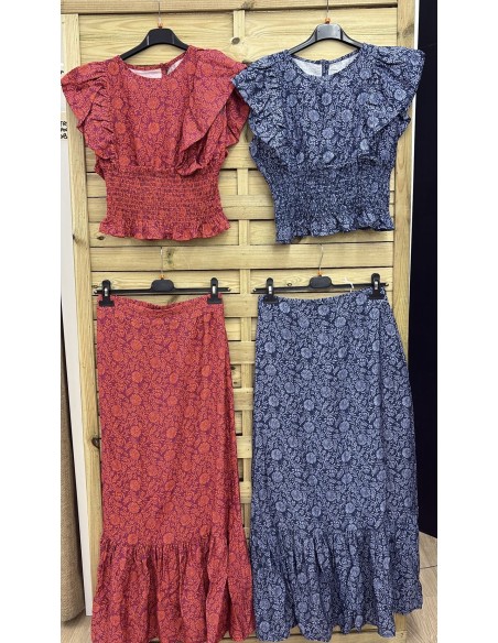 Conjunto ramitas de top cintura fruncida y falda larga