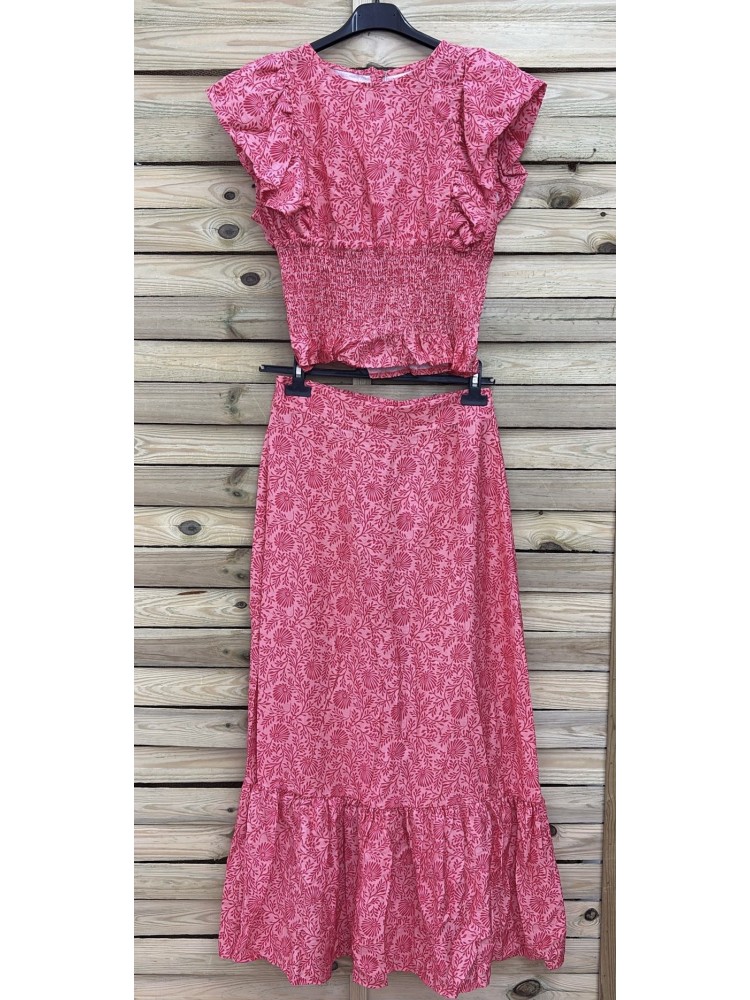 Conjunto ramitas de top cintura fruncida y falda larga