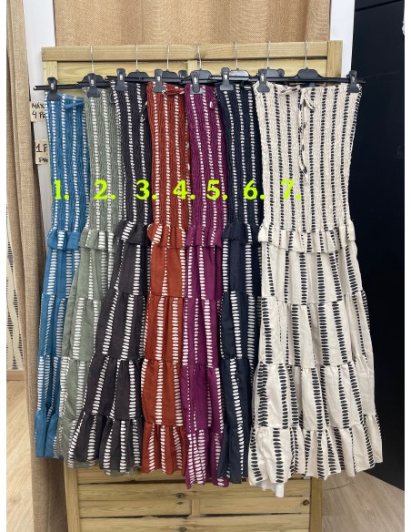 Vestido midi estampado palabra cuerpo frunce