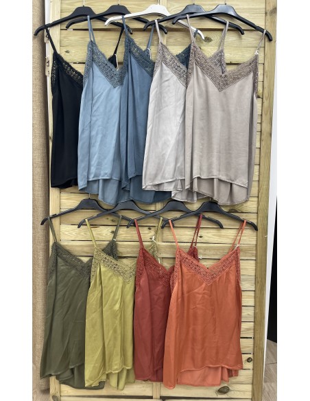 Lencera satén Celia con puntilla en pecho