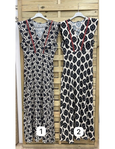 Vestido estampado detalle puntillita en escote