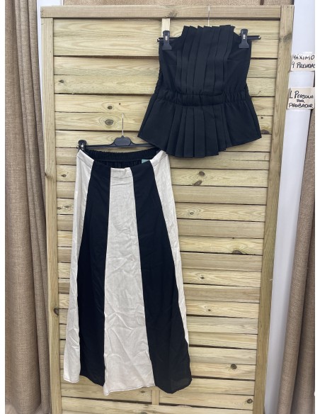 Falda midi parte delantera rayas bicolor