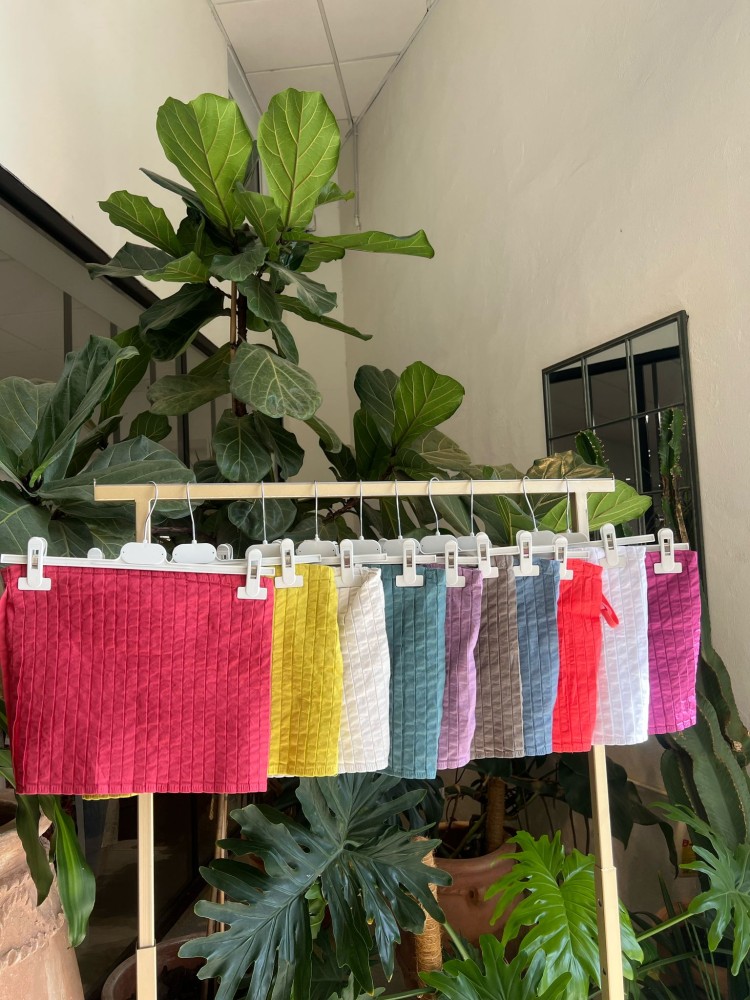 Top pliegues delantero palabra/tiranta