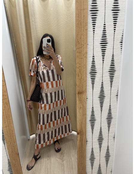 Vestido largo líneas desiguales de manga corta