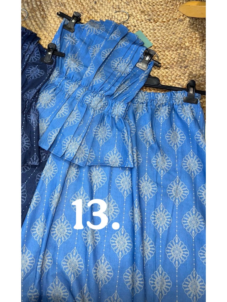 Conjunto estampado con top palabra drapeado