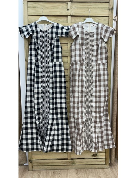 Vestido largo vichy capita en hombros y detalle flequitos delanteros