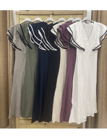 Vestido liso con doble vivo en hombros y corte en cintura