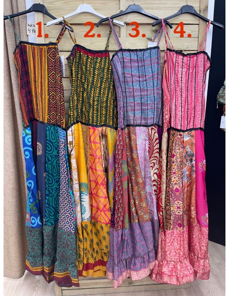 Vestido indio de tirantes con corte en cadera