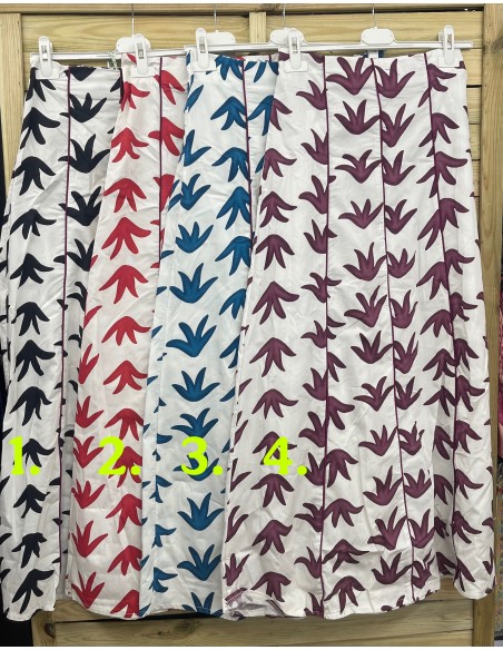 Falda midi estampada evasé con rayas berenjenas