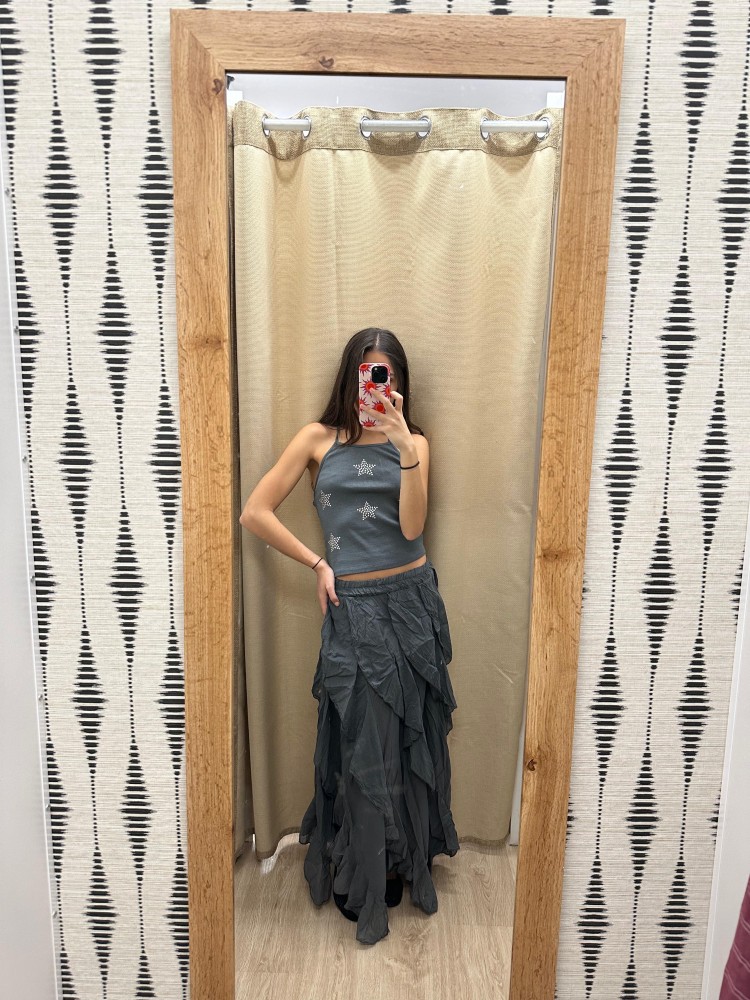 Falda larga volantes en diagonal