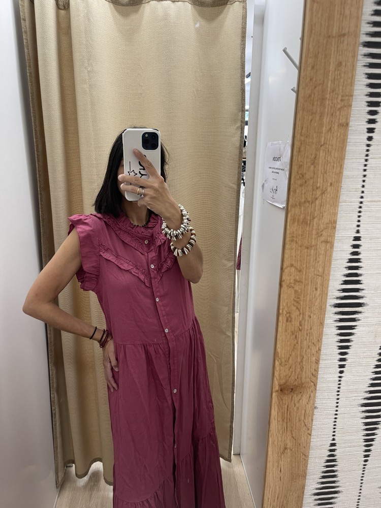 Vestido camisero liso de sisa con doble volantito