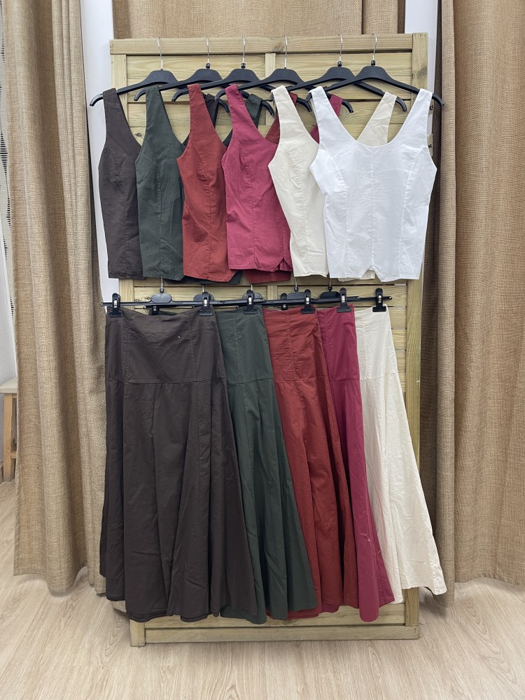 Falda Cailda corte en cadera