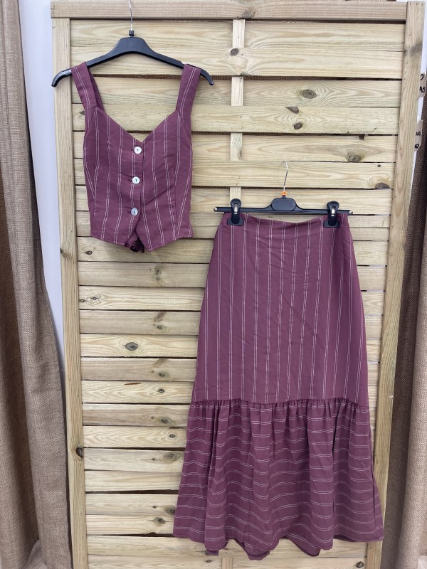 Falda Carla rayas volante en bajo 2