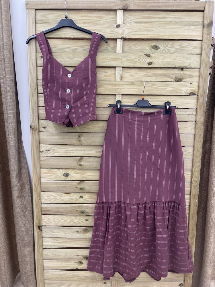 Falda Carla rayas volante en bajo