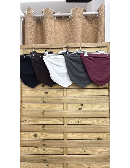 Top arandelas palabra con pico delantero