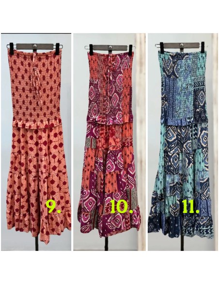 Vestido estampado cogido al cuello con cuerpo fruncido y mini volante