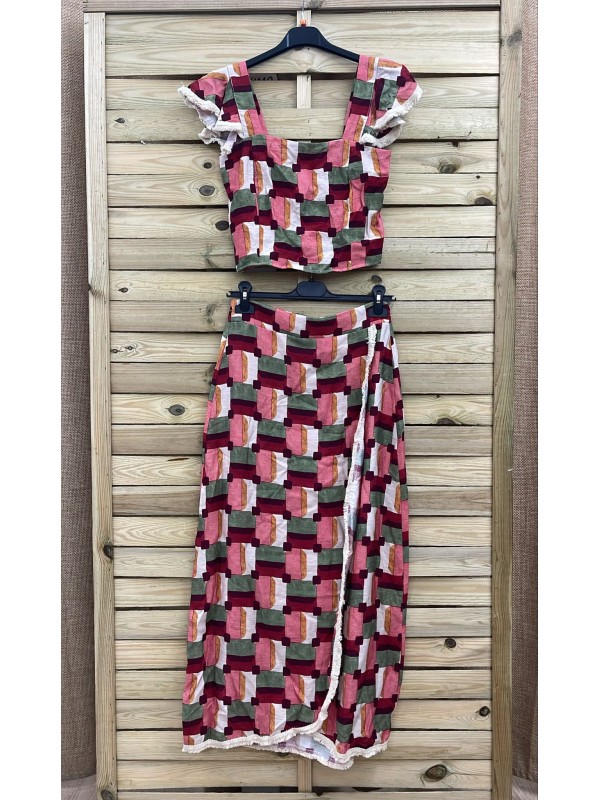 Conjunto Lara de top y falda cruzada