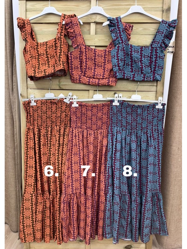 Conjunto estampado  de top volantito en sisa y falda cintura frunce 2