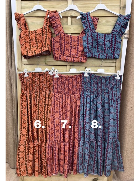Conjunto estampado  de top volantito en sisa y falda cintura frunce