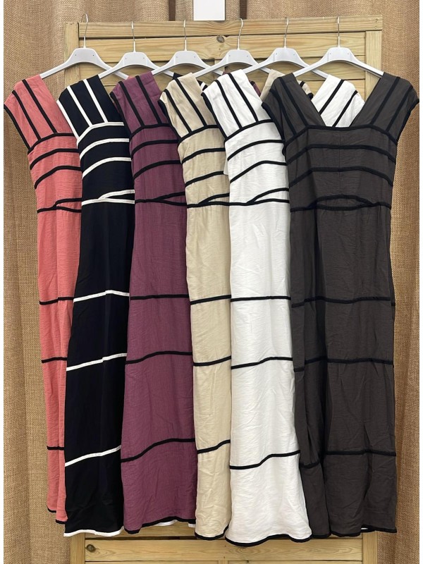 Vestido largo liso con vivos finos negro