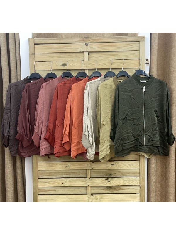 Bomber de satén Celia