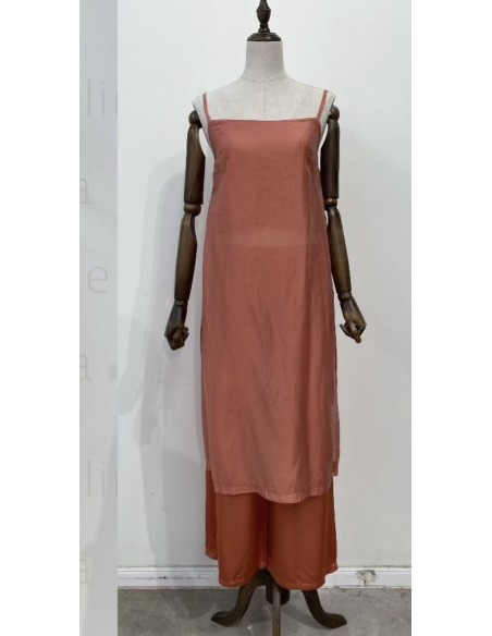 Top maxi largo de tirantas con laterales abiertos