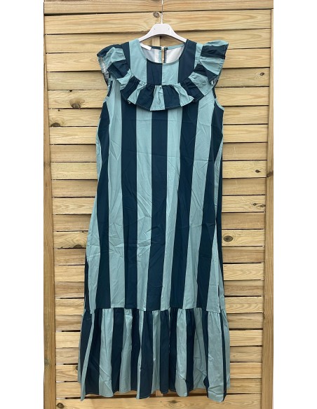 Vestido largo de rayas escote caja con volante