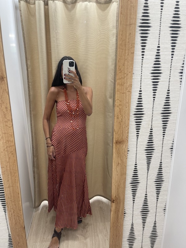 Vestido palabra de rayitas y doble corte con frunce trasero 2