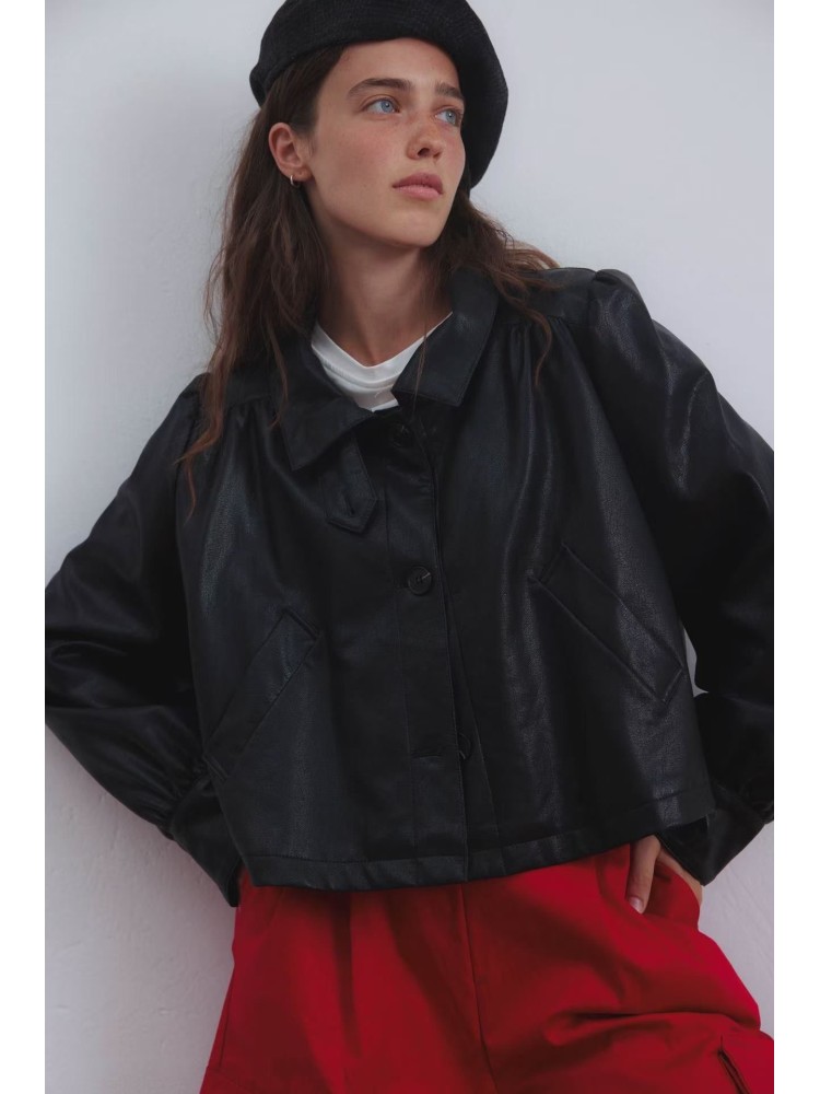 Chaqueta polipiel estilo vintage