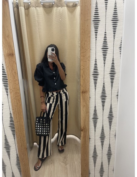 Pantalon raya media vertical con bolsillo