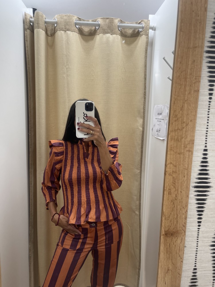 Camisa cuerpo fruncido raya media vertical