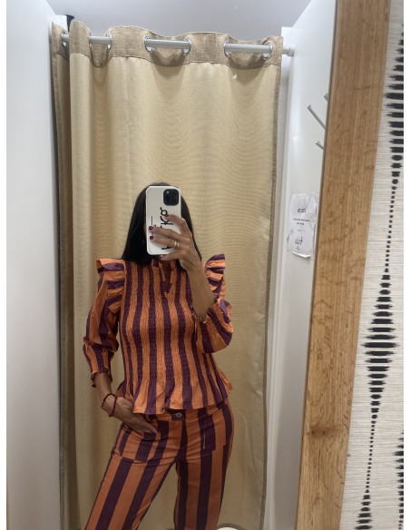 Camisa cuerpo fruncido raya media vertical