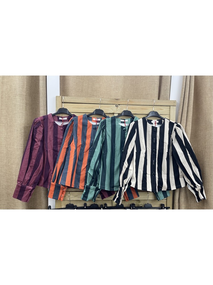 Chaqueta abotonada raya media vertical