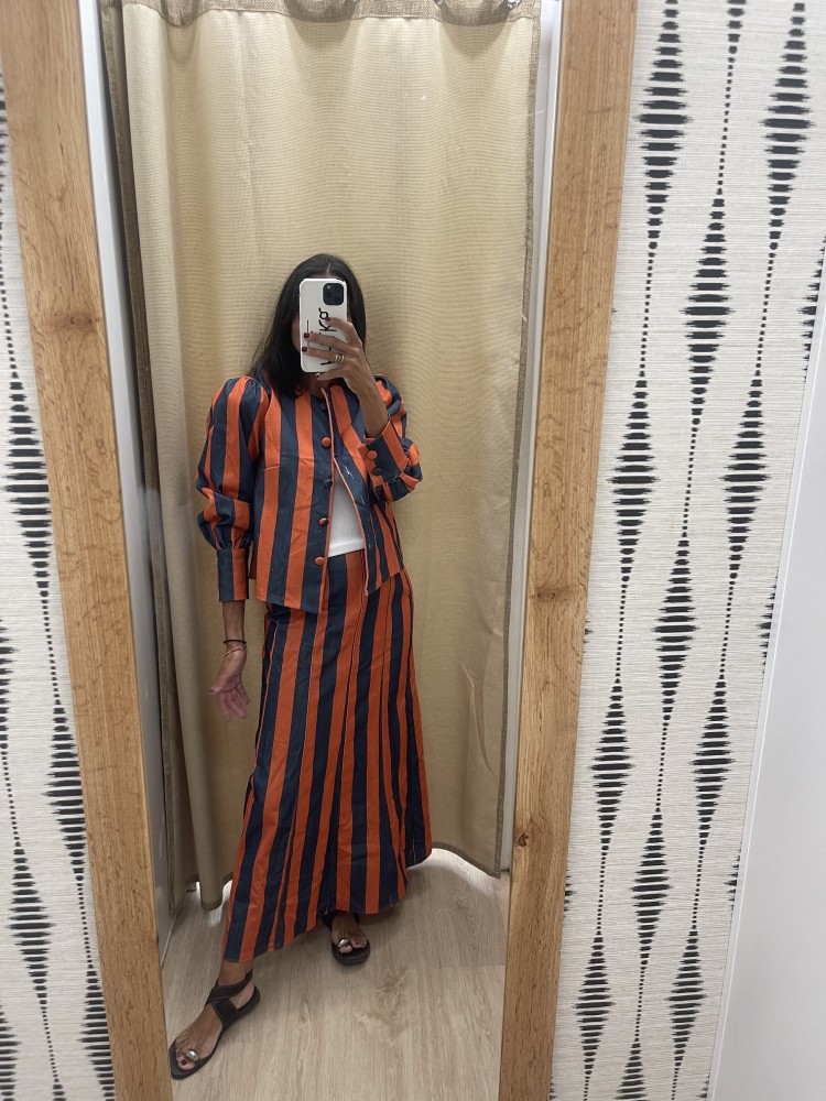 Chaqueta abotonada raya media vertical