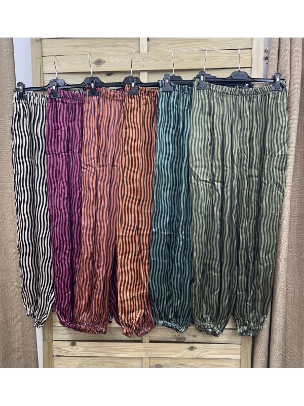 Pantalon bombacho de raya fina ondulada