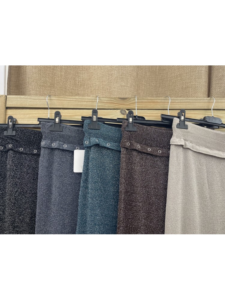 Falda brillito de punto con arandelas