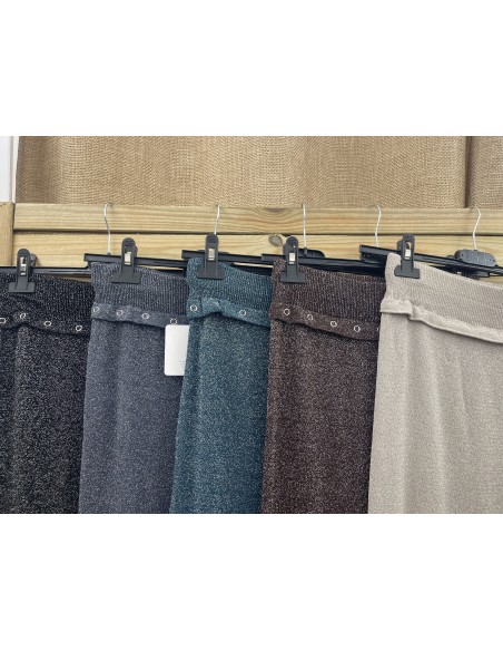 Falda brillito de punto con arandelas