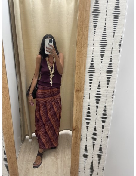 Falda corte diagonal en cadera cuadros