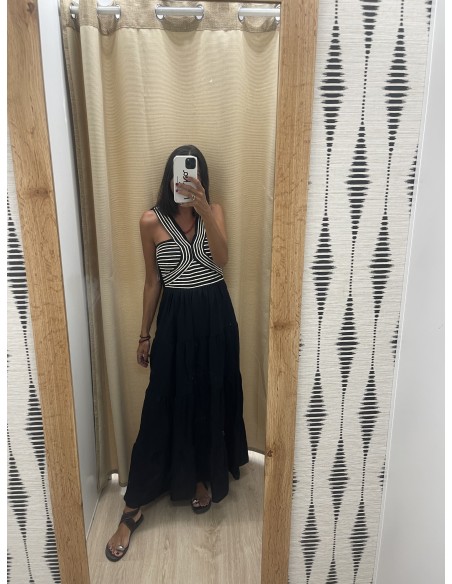 Vestido parte superior bordada con tirantas cruzadas