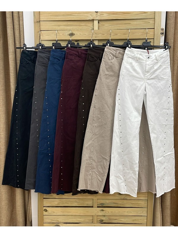 Jeans fila de tachas diagonal